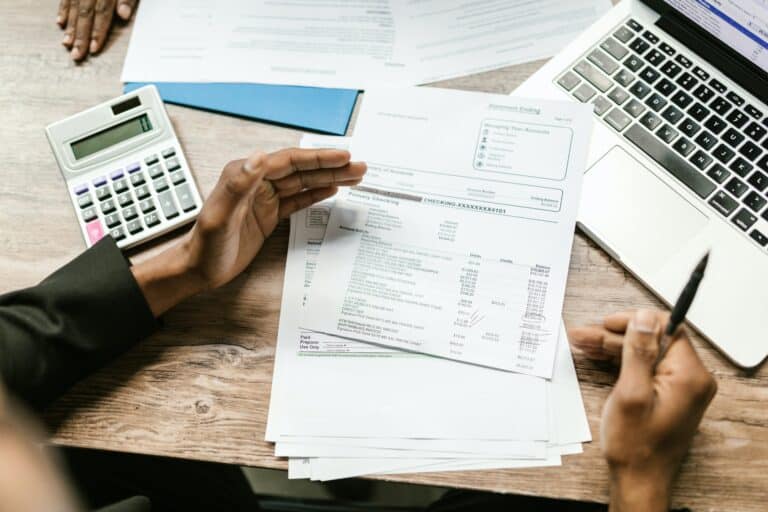 Flat-rate allowance or actual expenses?